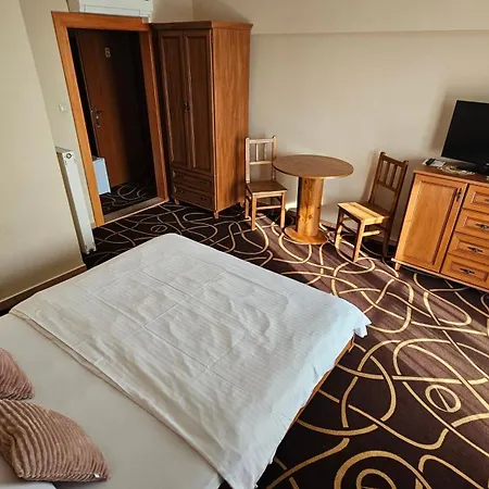 Magnolia Πανσιόν Trenčín